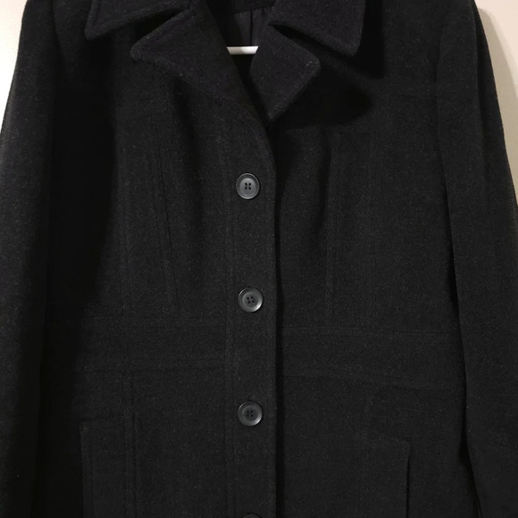 Vintage ANNE KLEIN Single Breasted Short Peacoat in Dark Charcoal, 100% Wool - Picture 3 of 14